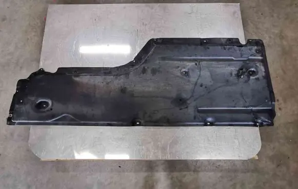 BMW 6 E63 E64 Center/middle under tray cover 5175009726
