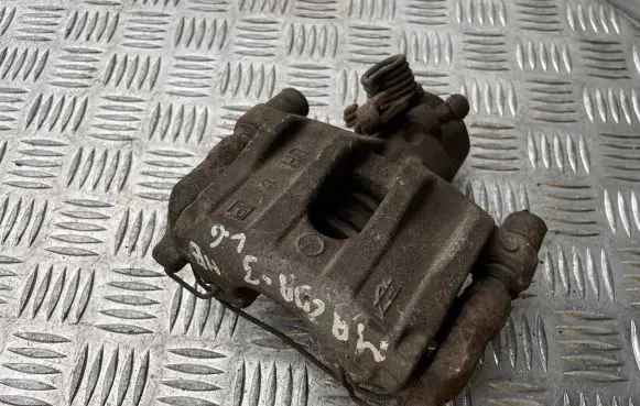 Mazda 3 I Rear brake caliper