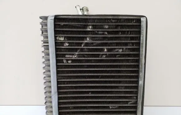Volkswagen Touareg I Air conditioning (A/C) radiator (interior) 7L0820102A 52495249