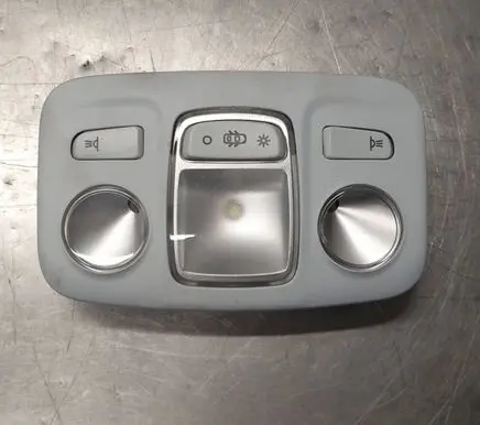 Peugeot 2008 I Rear seat light 96781444
