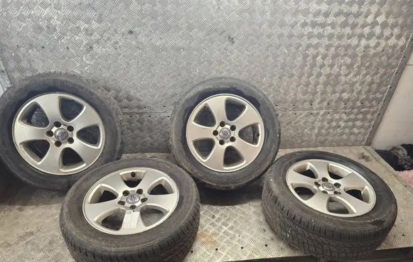 Volvo V70 R16 alloy rim 