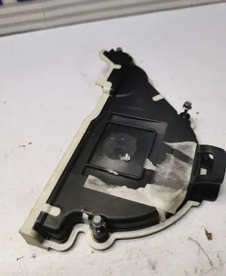 Peugeot 3008 II Timing belt guard (cover) 9824675280