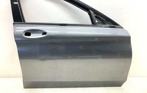 Mercedes-Benz C W205 Front door 