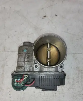 Nissan X-Trail T30 Throttle valve