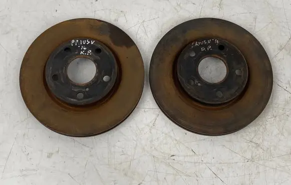 Toyota Prius+ (ZVW40) Front brake disc