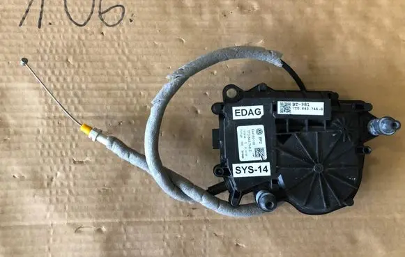 Volkswagen Multivan T7 Rear door lock 7T0843746E