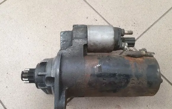Volkswagen Transporter - Caravelle T5 Starter motor