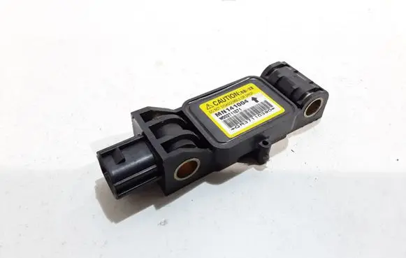 Mitsubishi Lancer Airbag deployment crash/impact sensor MN141004