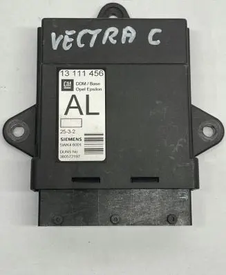 Opel Vectra C Door control unit/module 13111456AL