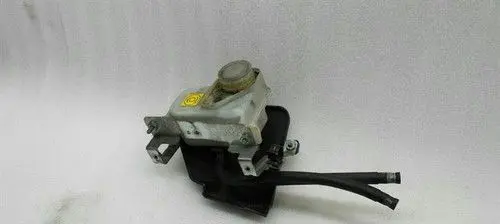 Maserati GranTurismo Brake fluid reservoir