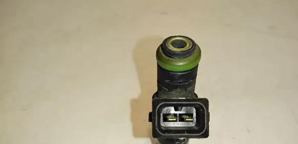 Ford Fiesta Fuel injector 98MFBA 9F593