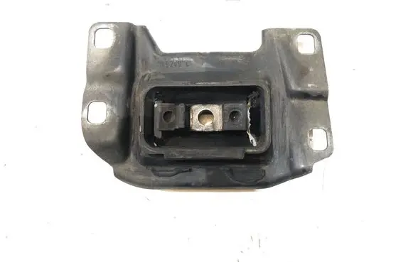 Volvo V50 Engine mount vacuum valve 