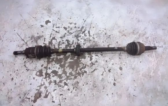Chrysler PT Cruiser Front driveshaft 04668420AB P04668420AB