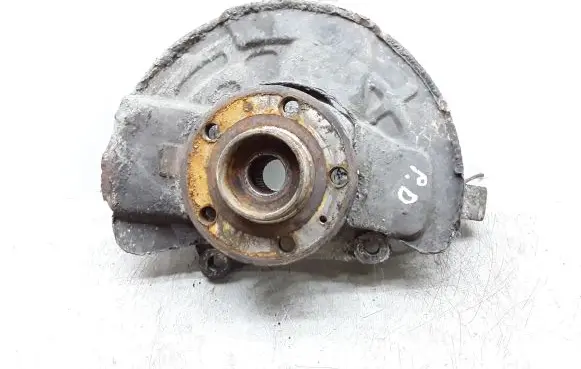 Volvo XC70 Front wheel hub spindle knuckle