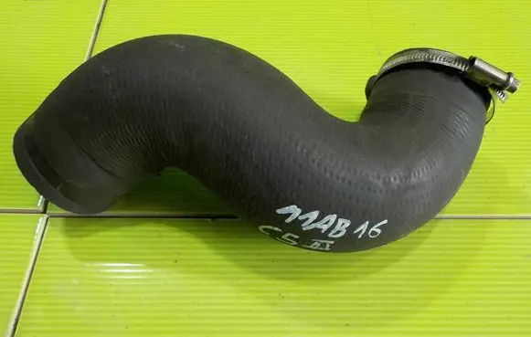 Citroen C5 Intercooler hose/pipe 11AB16 4DE6B8BD86FC42129D