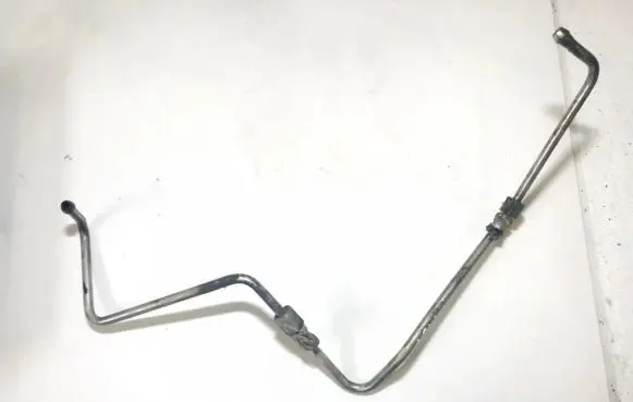 Volkswagen Golf Plus Fuel line pipe