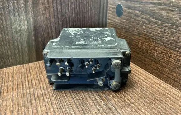 Glow plug pre-heat relay