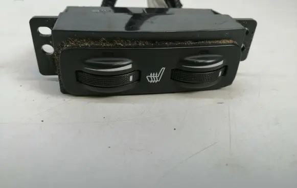 Toyota Avensis T250 Seat heating switch