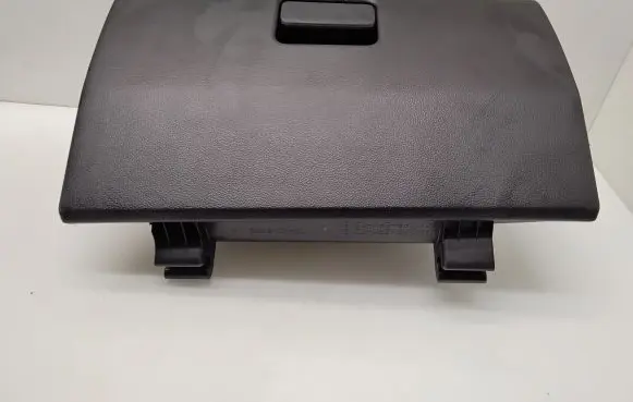 Suzuki Swift III Glove box 7341052R5