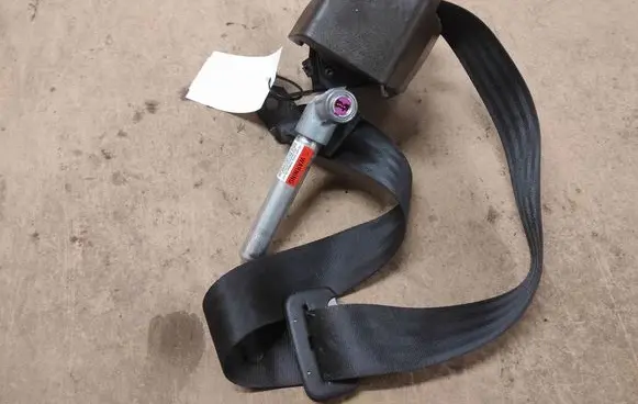 Volvo V50 Rear seatbelt 6029327L0 8665536