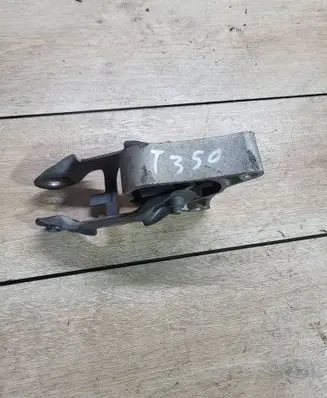 Mercedes-Benz B W246 W242 Engine mount bracket A2462400809