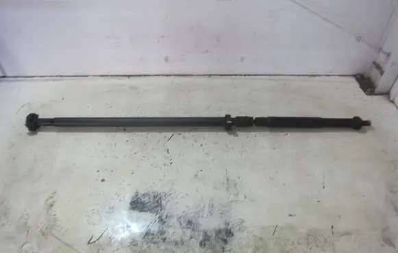 BMW X1 F48 F49 Rear driveshaft/prop shaft 8605878 26108605878