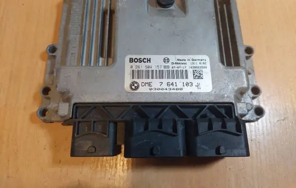 Mini One - Cooper Coupe R56 Engine control unit/module ECU 0261S04157 7644103 030043488