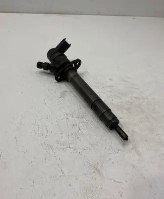 Volvo V70 Fuel injector 0445110078