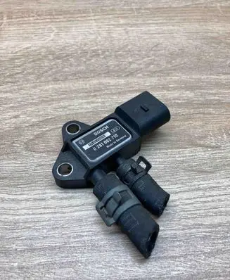 Volkswagen Golf VI Air pressure sensor 0281002710