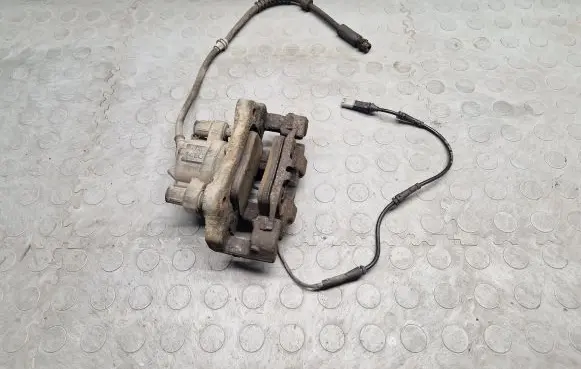BMW 1 F20 F21 Front brake caliper W09091146U