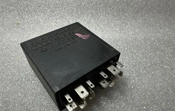 Audi A6 S6 C5 4B Other relay 4B0919471A