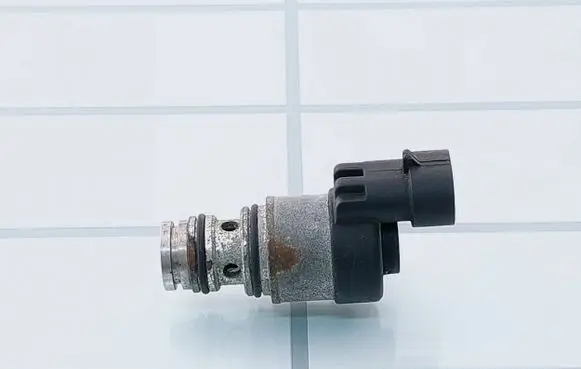Renault Megane II LP gas injector 67R016379