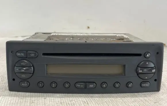 Peugeot Boxer Radio/CD/DVD/GPS head unit 250CDSB05 E034501 7646322316