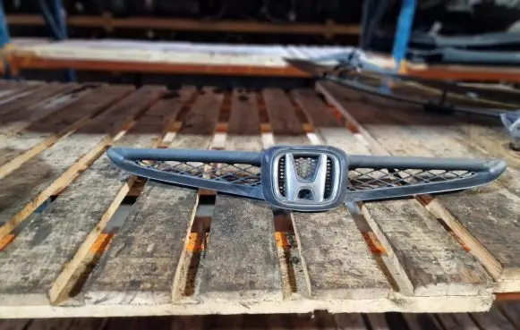 Honda Jazz Front bumper upper radiator grill