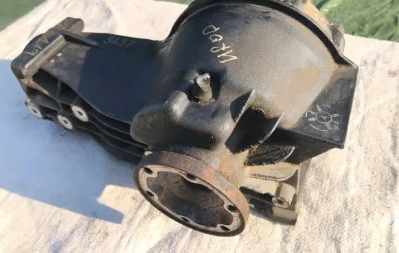 Rear differential