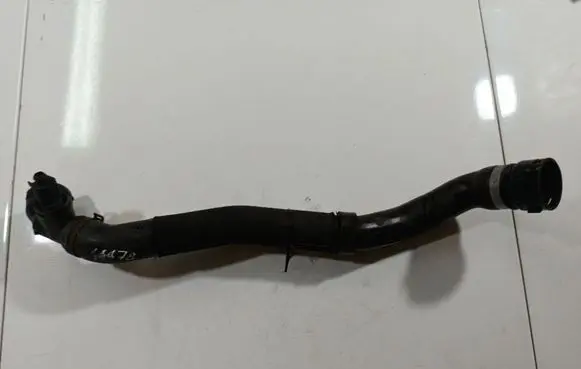 Volkswagen PASSAT CC Engine coolant pipe/hose 