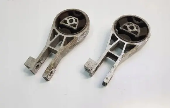 Opel Corsa D Gearbox mount