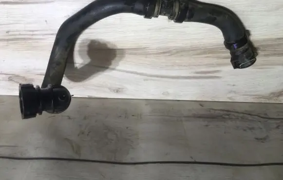 Citroen C5 Aircross Engine coolant pipe/hose 9803389580