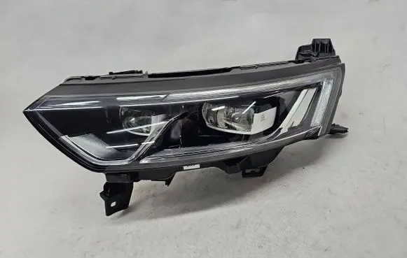 Renault Koleos II Headlight/headlamp 260604608R