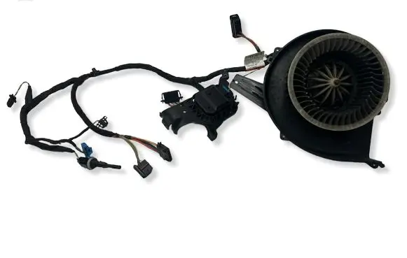 Volkswagen Polo V 6R Heater fan/blower 6Q1820015H A1916 6Q1819379