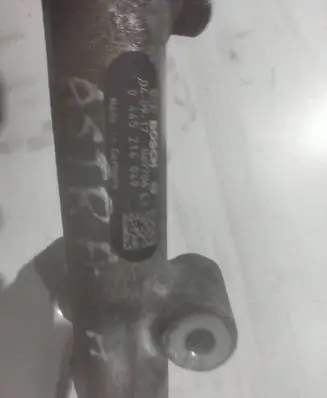 Opel Astra H Fuel main line pipe 0445214049