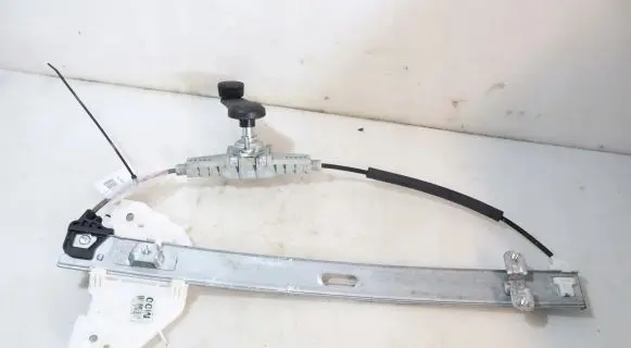 KIA Rio Rear window lifting mechanism without motor