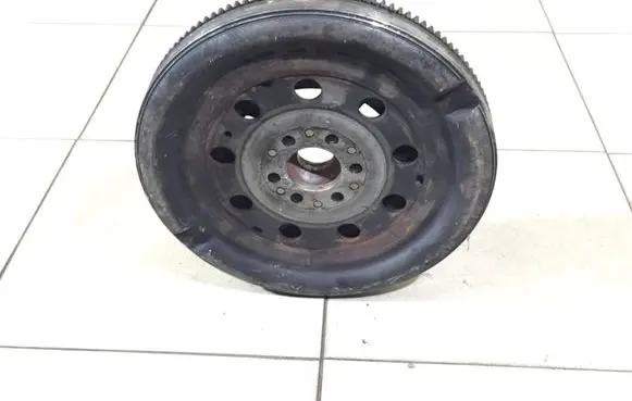Seat Alhambra (Mk1) Dual mass flywheel 028105264B