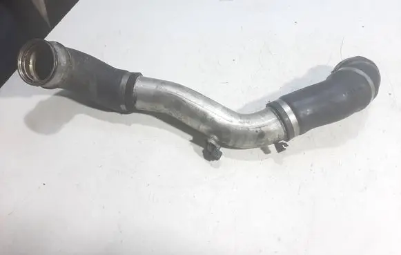 BMW 3 E90 E91 Intercooler hose/pipe 7798101
