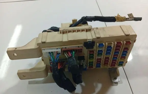 Hyundai Santa Fe Fuse box set 919502B200