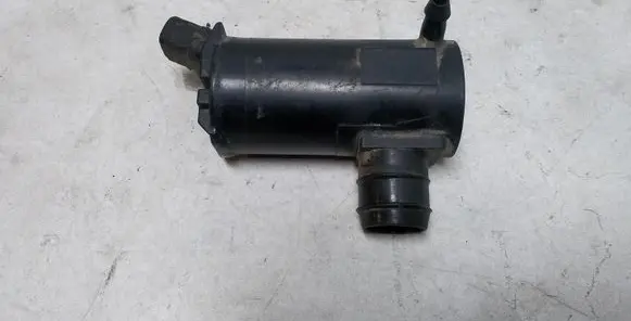 Chevrolet Epica Windscreen/windshield washer pump 8603101970