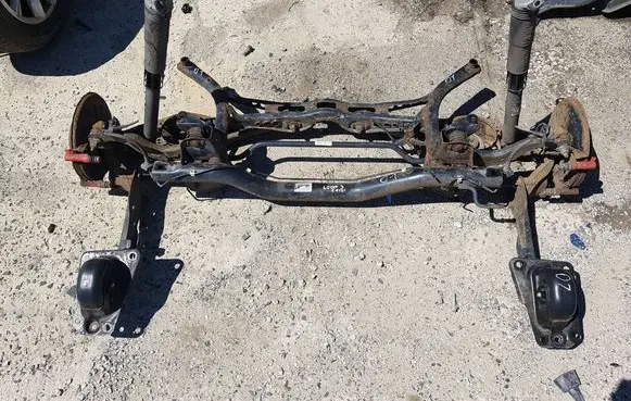 Seat Leon (5F) Rear axle beam 5Q0505315GIAUTIPI 5Q0505315G