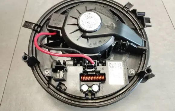 Skoda Octavia Mk4 Heater fan/blower 5WB819015