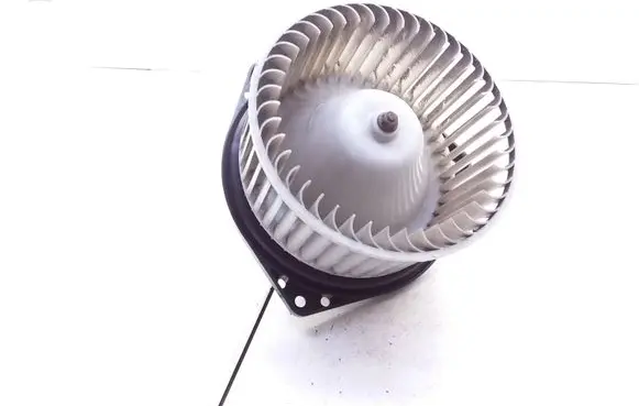 Nissan Sunny Heater fan/blower 12VK7411 81252