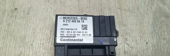 Mercedes-Benz E C207 W207 Fuel injection pump control unit/module A2124400414 A2215403101 0917400153179